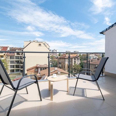 Large Terrace In Old Center Of Sofia By Flat Mаnager Daire Dış mekan fotoğraf